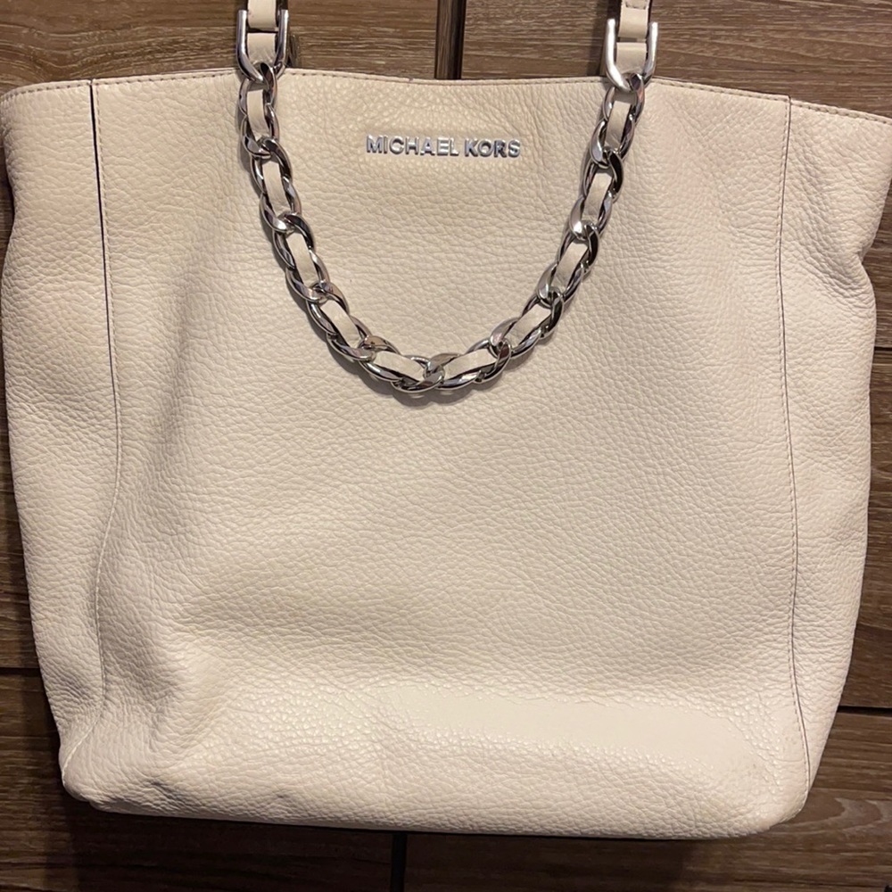 White Michael kors purse